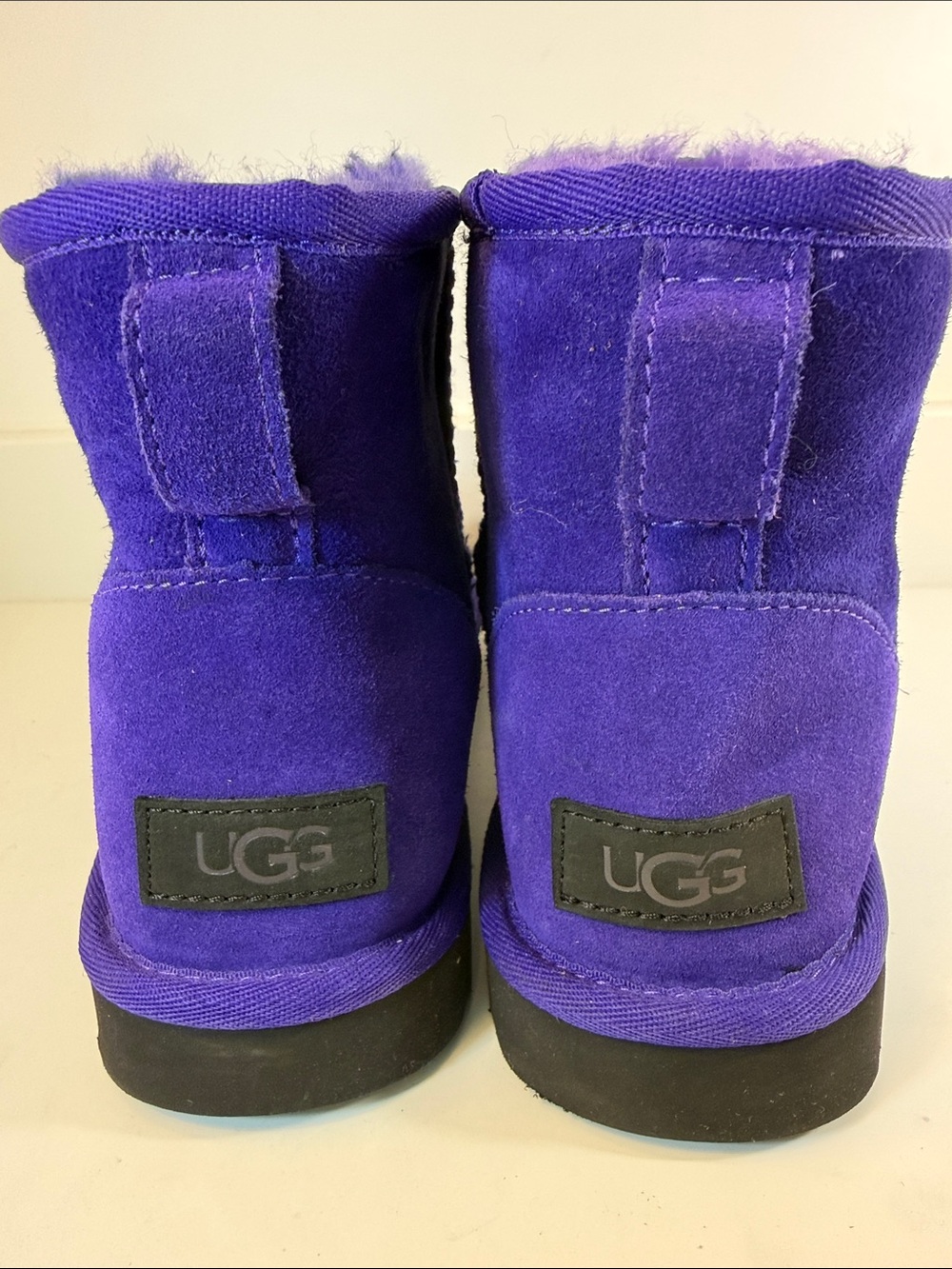 UGG Purple Classic Mini II Shearling Boots - Size 8 - Picture 4 of 8
